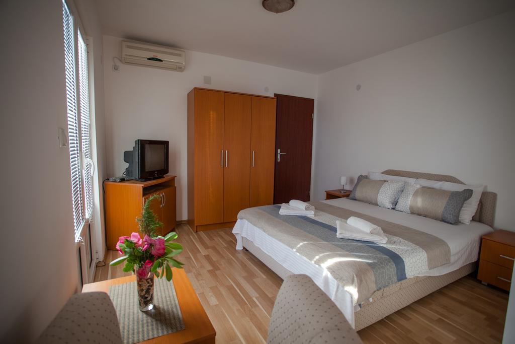 Panorama Apartments บุดวา ภายนอก รูปภาพ
